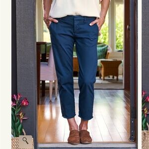 Frank and Eileen, navy blue size 8 woman’s pant